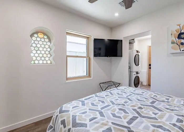 Downtown -duplex - Ev Charger Holiday home *